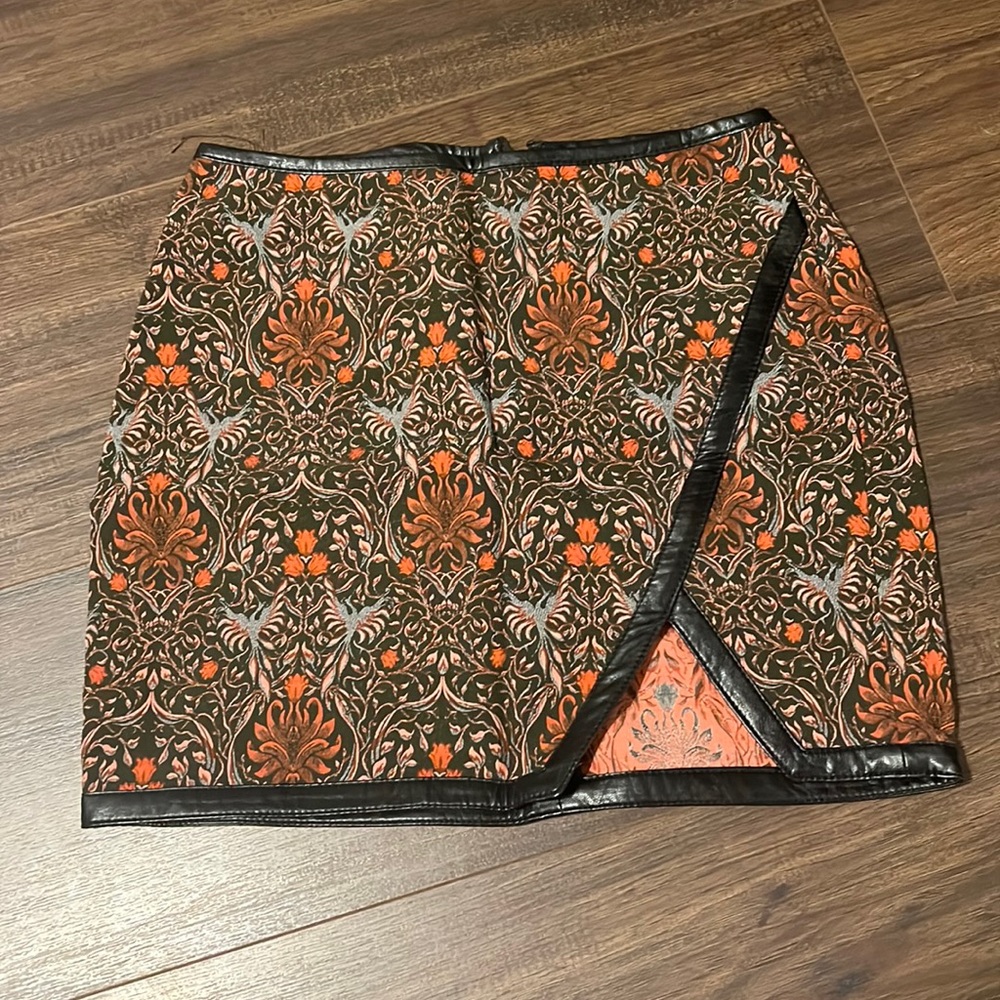 Express skirt